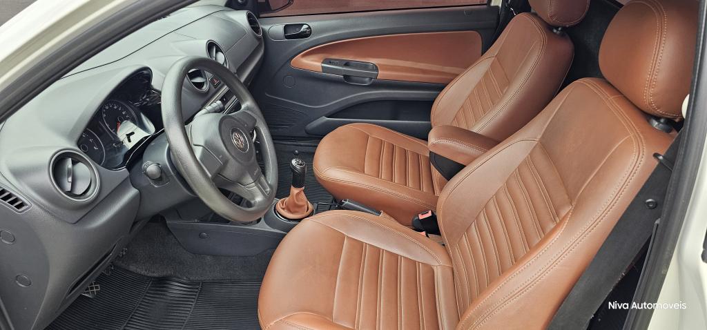 VOLKSWAGEN Saveiro - Foto