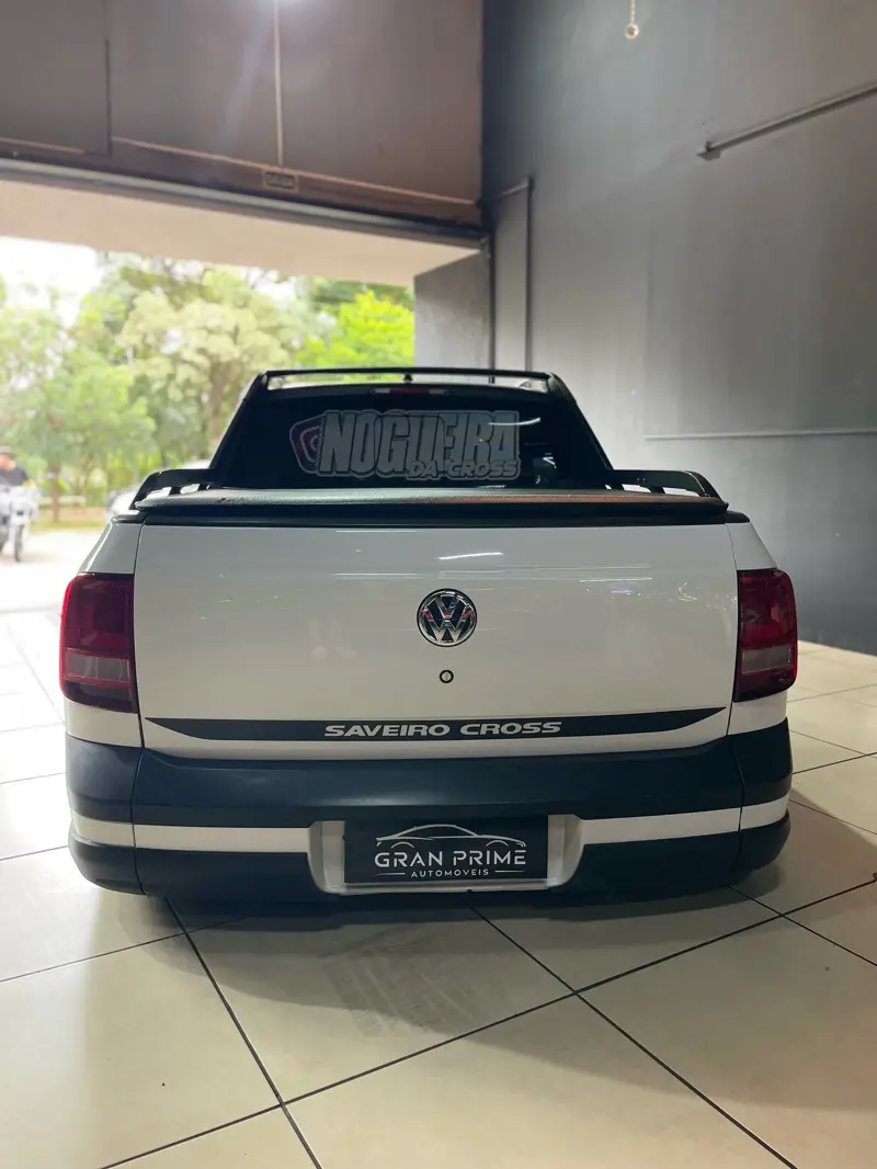 VOLKSWAGEN Saveiro - Foto