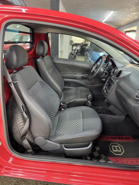 VOLKSWAGEN Saveiro - Foto