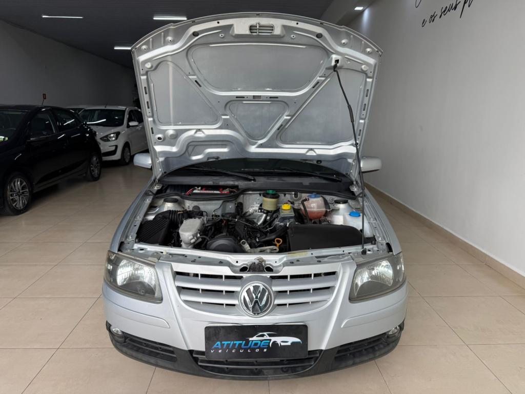 VOLKSWAGEN Saveiro - Foto