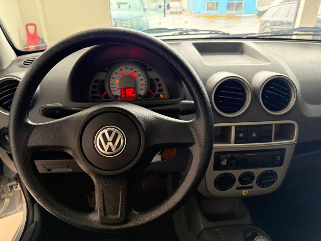 VOLKSWAGEN Saveiro - Foto
