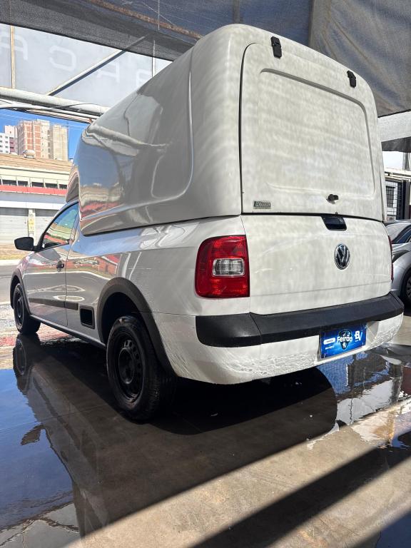 VOLKSWAGEN Saveiro - Foto