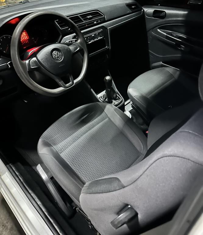 VOLKSWAGEN Saveiro - Foto