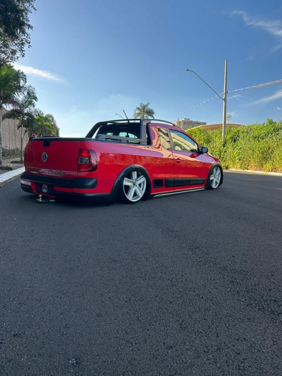 VOLKSWAGEN Saveiro - Foto