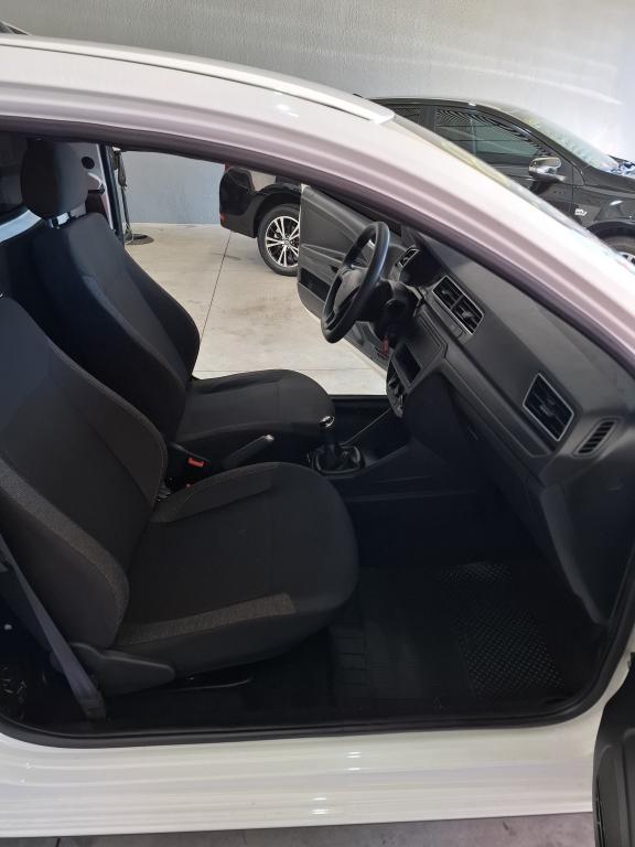 VOLKSWAGEN Saveiro - Foto