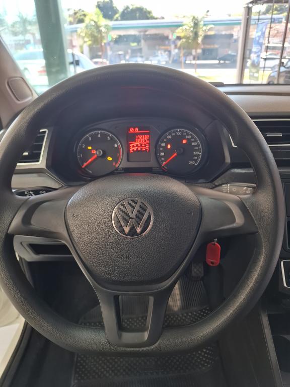 VOLKSWAGEN Saveiro - Foto