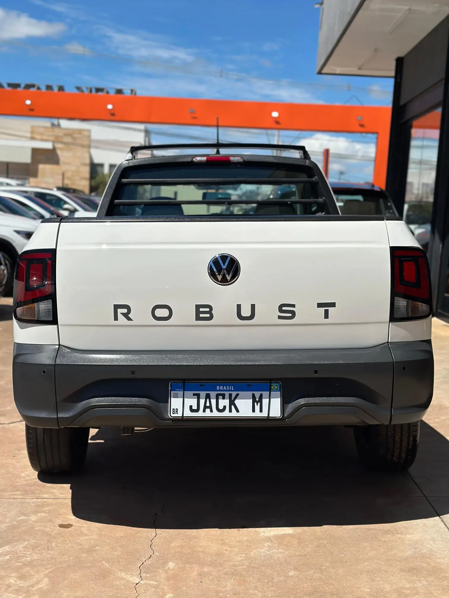 VOLKSWAGEN Saveiro - Foto