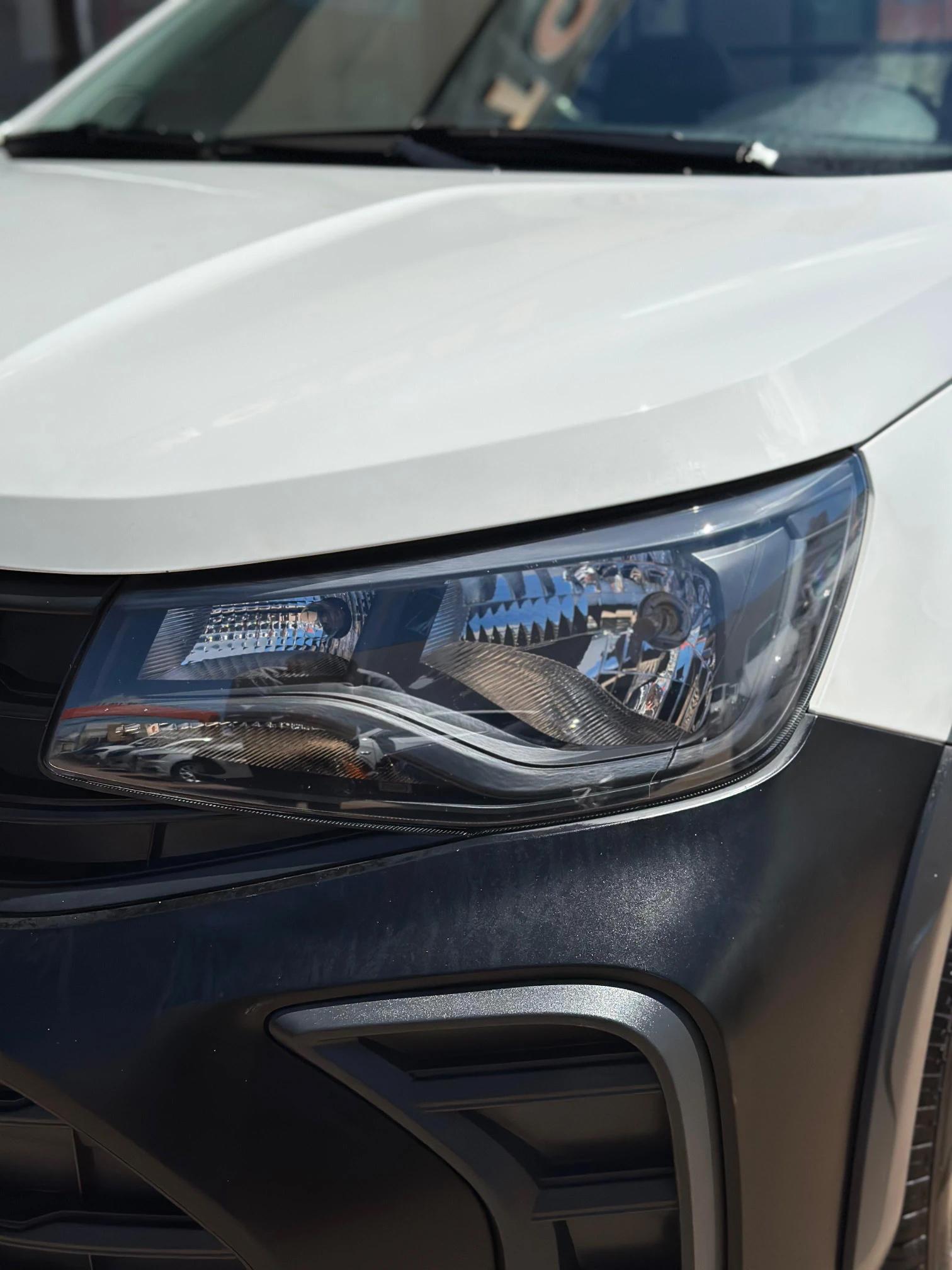 VOLKSWAGEN Saveiro - Foto