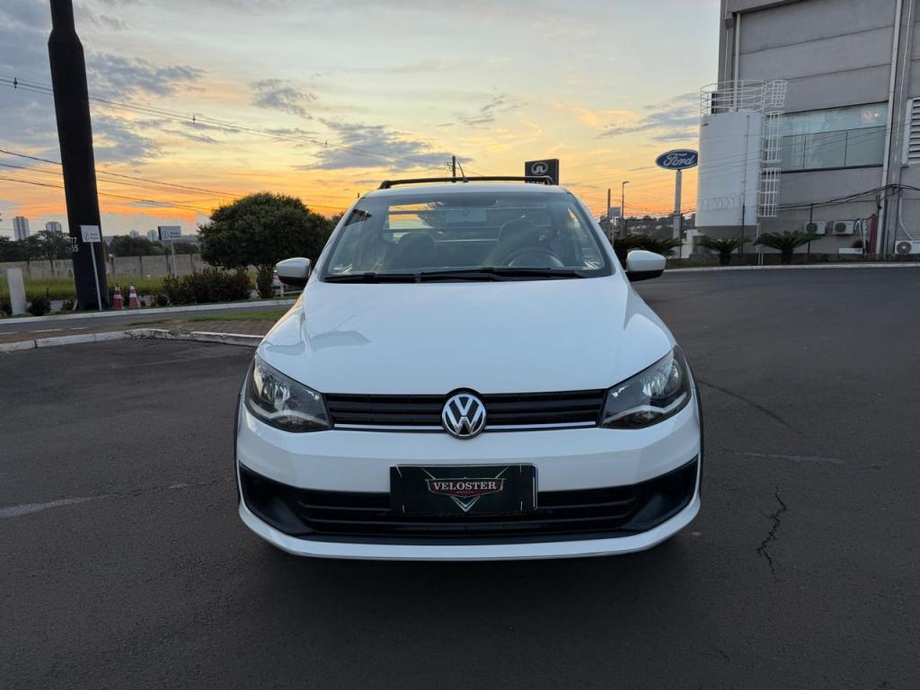 VOLKSWAGEN Saveiro - Foto