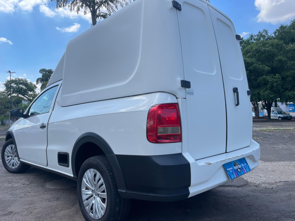 VOLKSWAGEN Saveiro - Foto