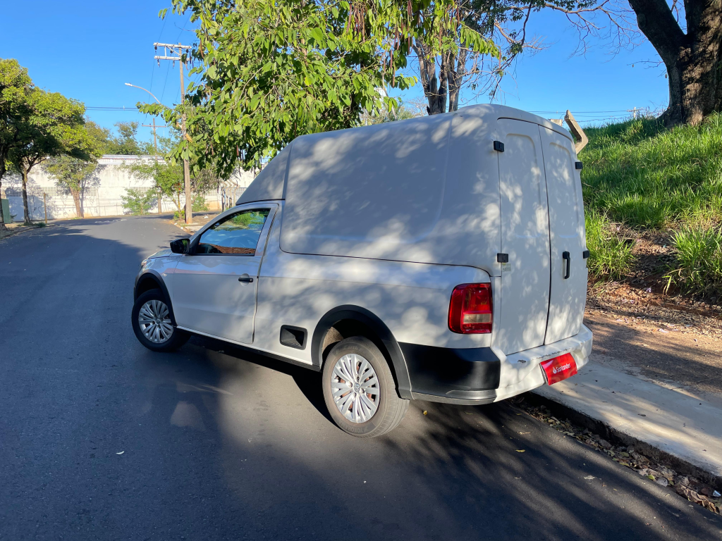 VOLKSWAGEN Saveiro - Foto
