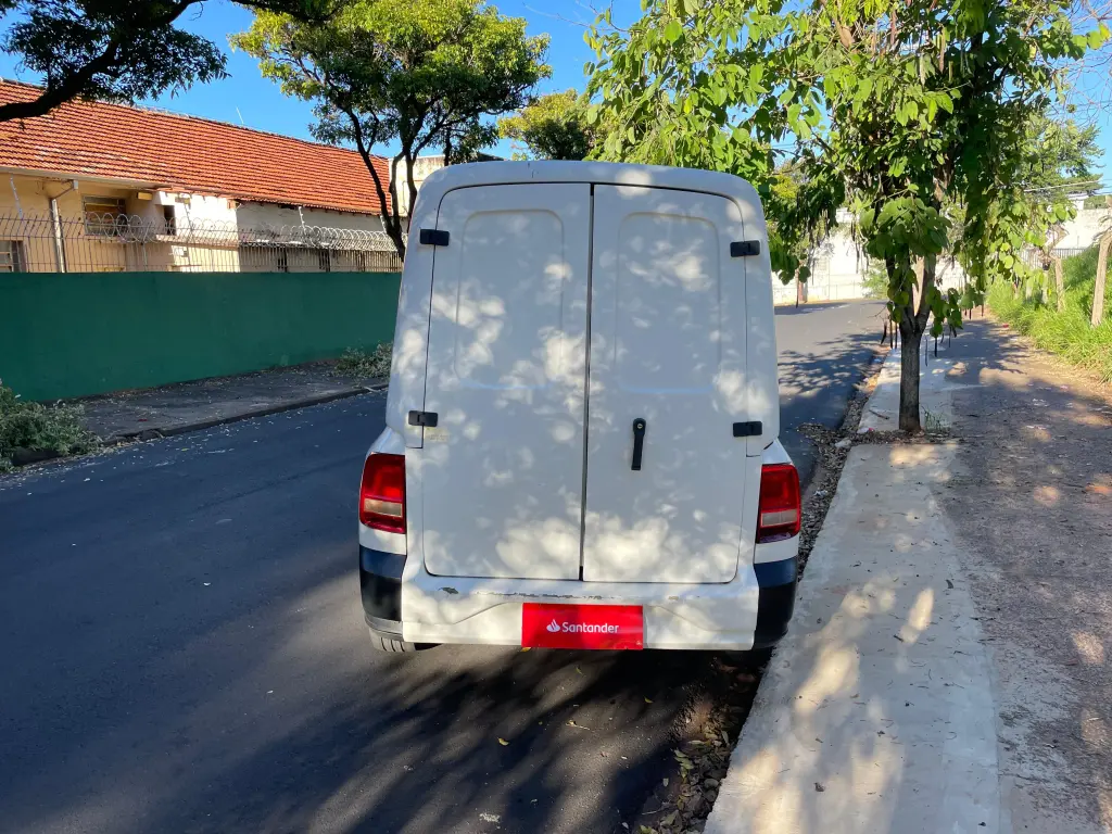 VOLKSWAGEN Saveiro - Foto
