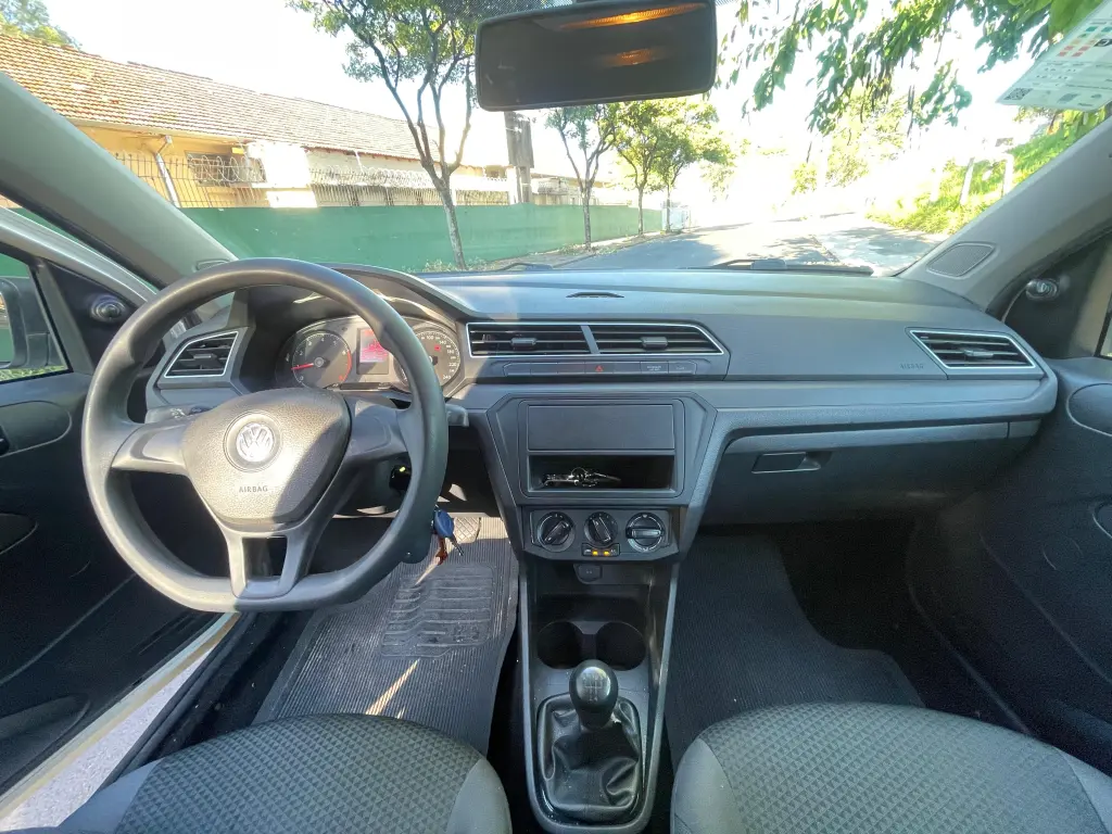 VOLKSWAGEN Saveiro - Foto