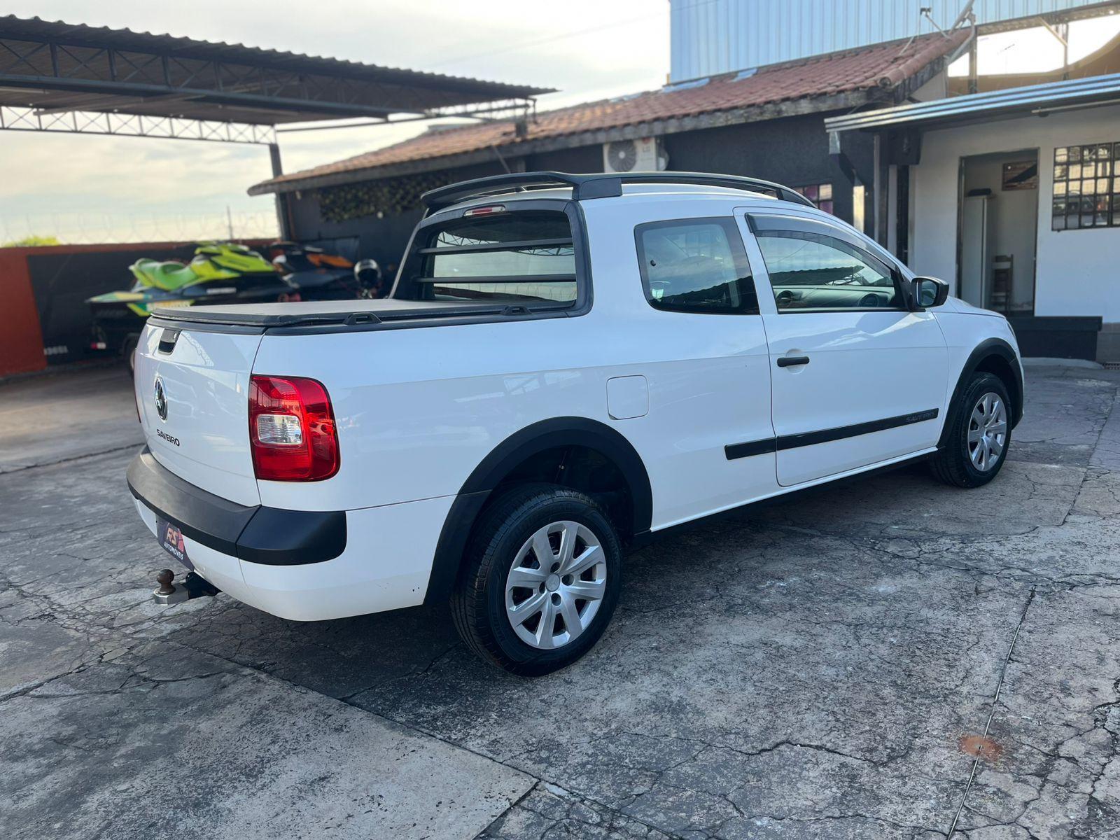 VOLKSWAGEN Saveiro - Foto