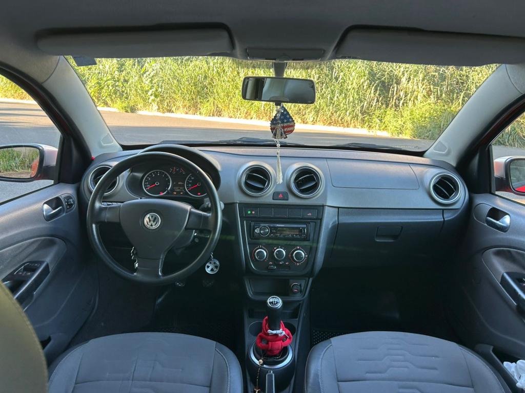 VOLKSWAGEN Saveiro - Foto