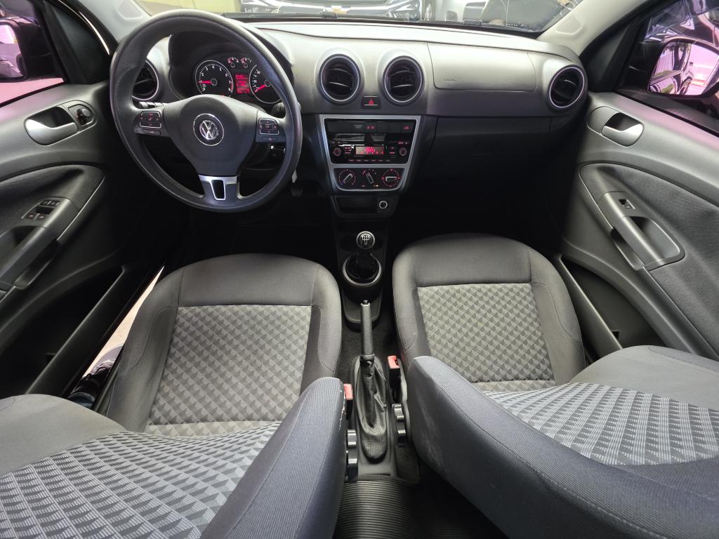 VOLKSWAGEN Saveiro - Foto