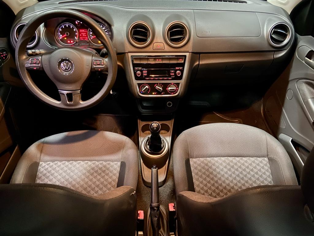 VOLKSWAGEN Saveiro - Foto