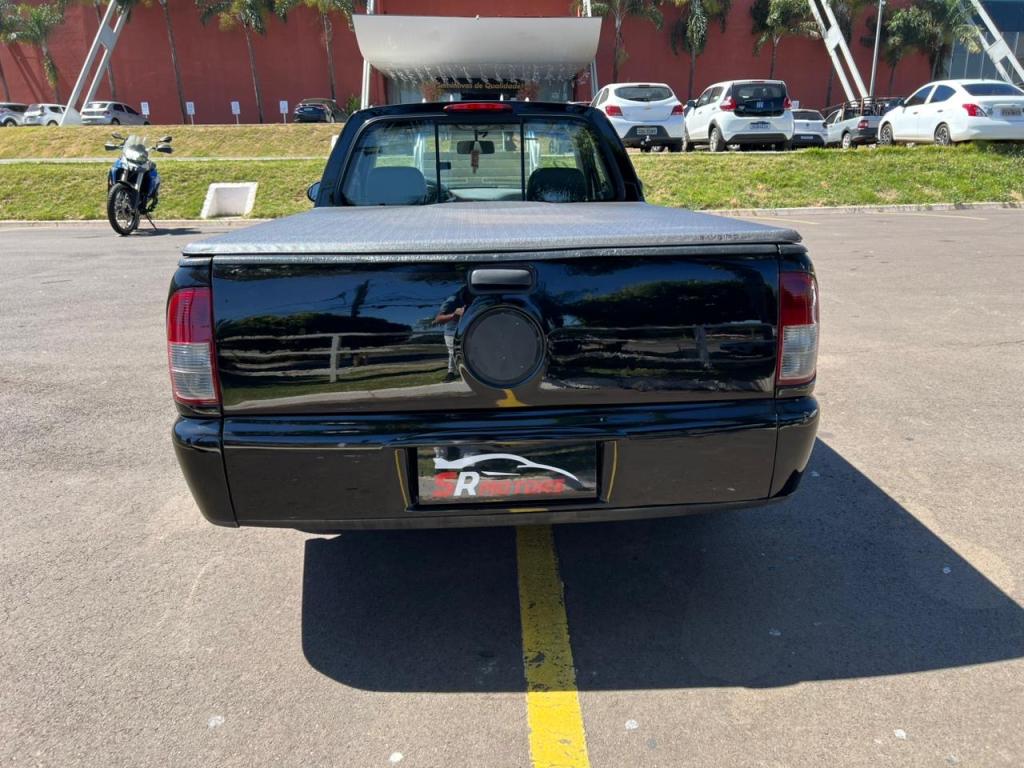 VOLKSWAGEN Saveiro - Foto