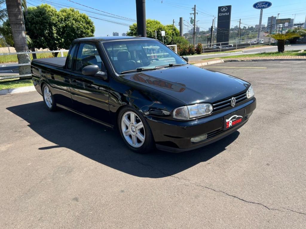 VOLKSWAGEN Saveiro - Foto