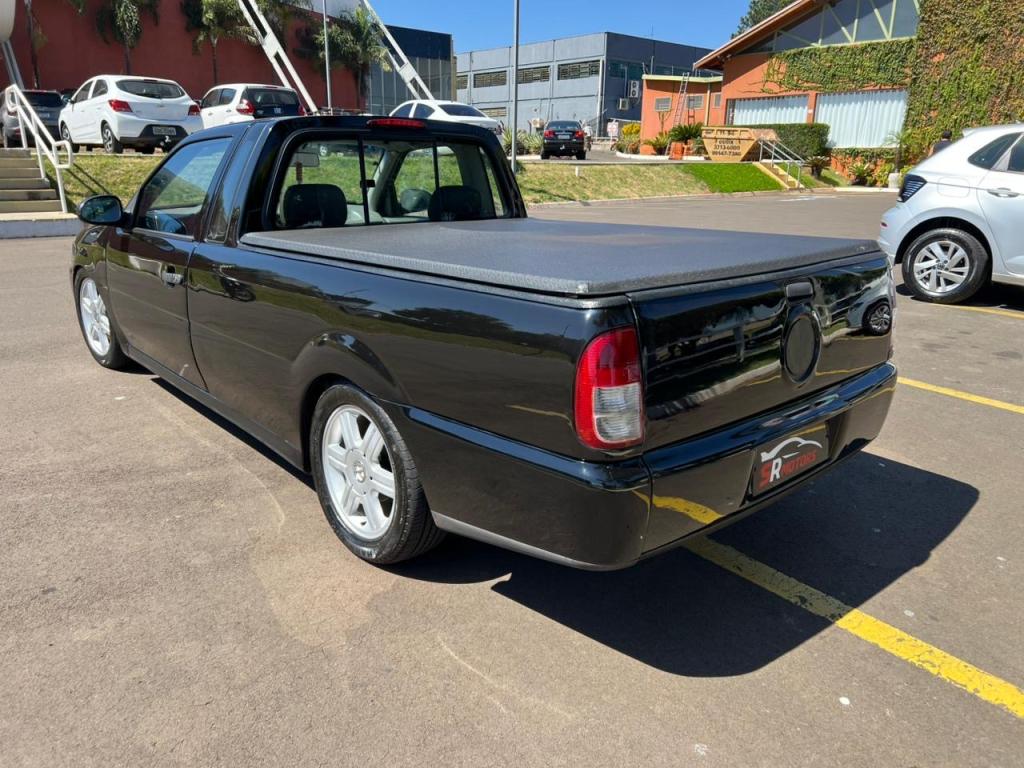 VOLKSWAGEN Saveiro - Foto