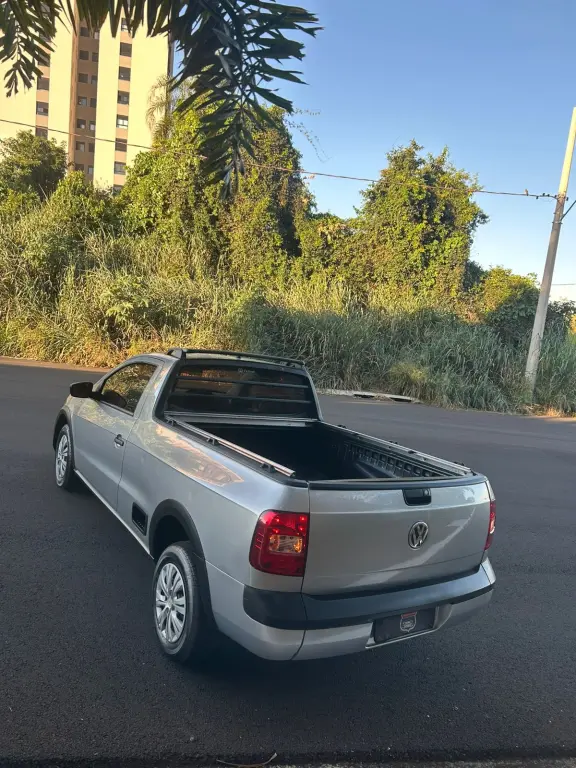 VOLKSWAGEN Saveiro - Foto