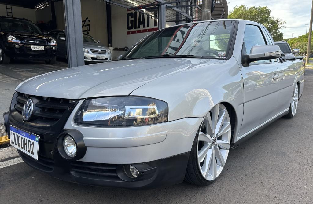 VOLKSWAGEN Saveiro - Foto