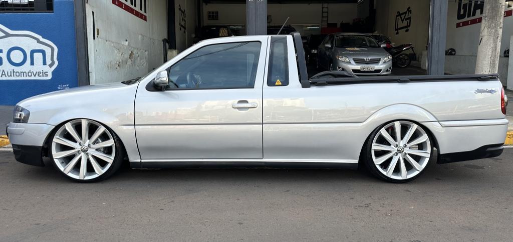 VOLKSWAGEN Saveiro - Foto