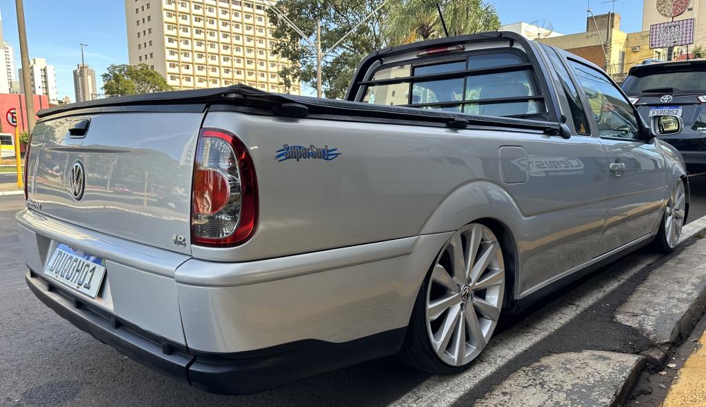 VOLKSWAGEN Saveiro - Foto