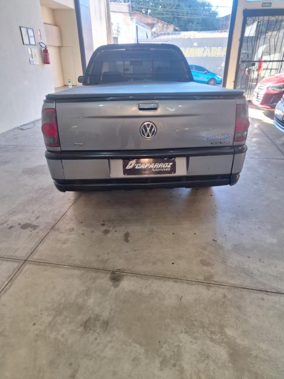 VOLKSWAGEN Saveiro - Foto