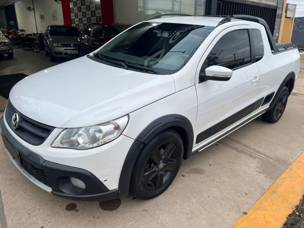 VOLKSWAGEN Saveiro