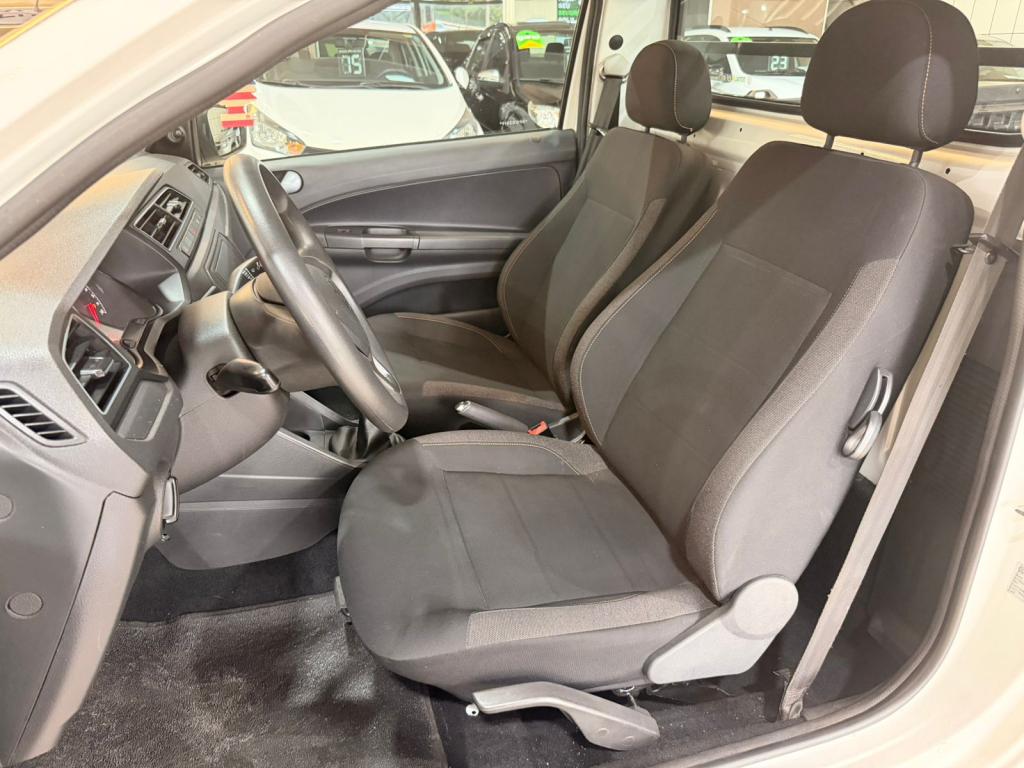 VOLKSWAGEN Saveiro - Foto