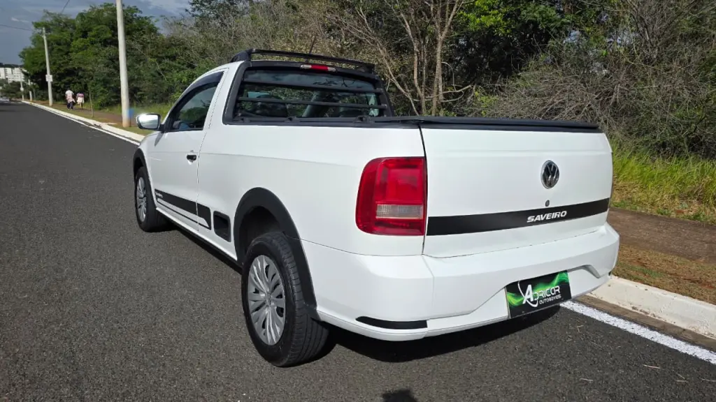 VOLKSWAGEN Saveiro - Foto