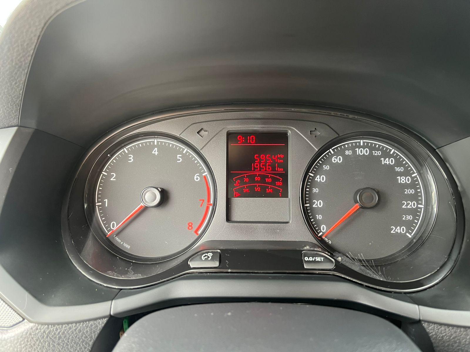 VOLKSWAGEN Saveiro - Foto