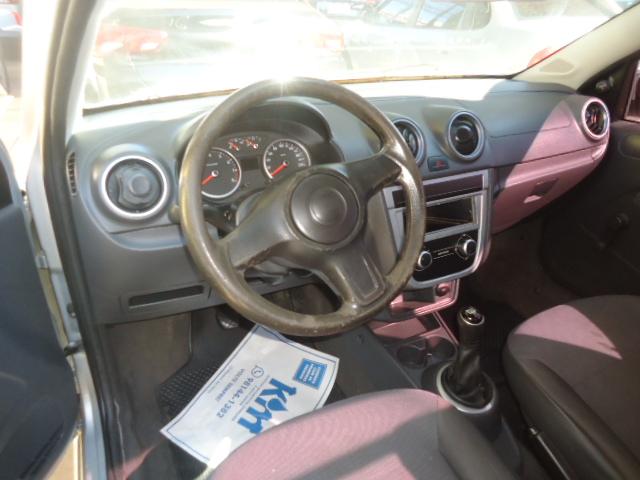 VOLKSWAGEN Saveiro - Foto