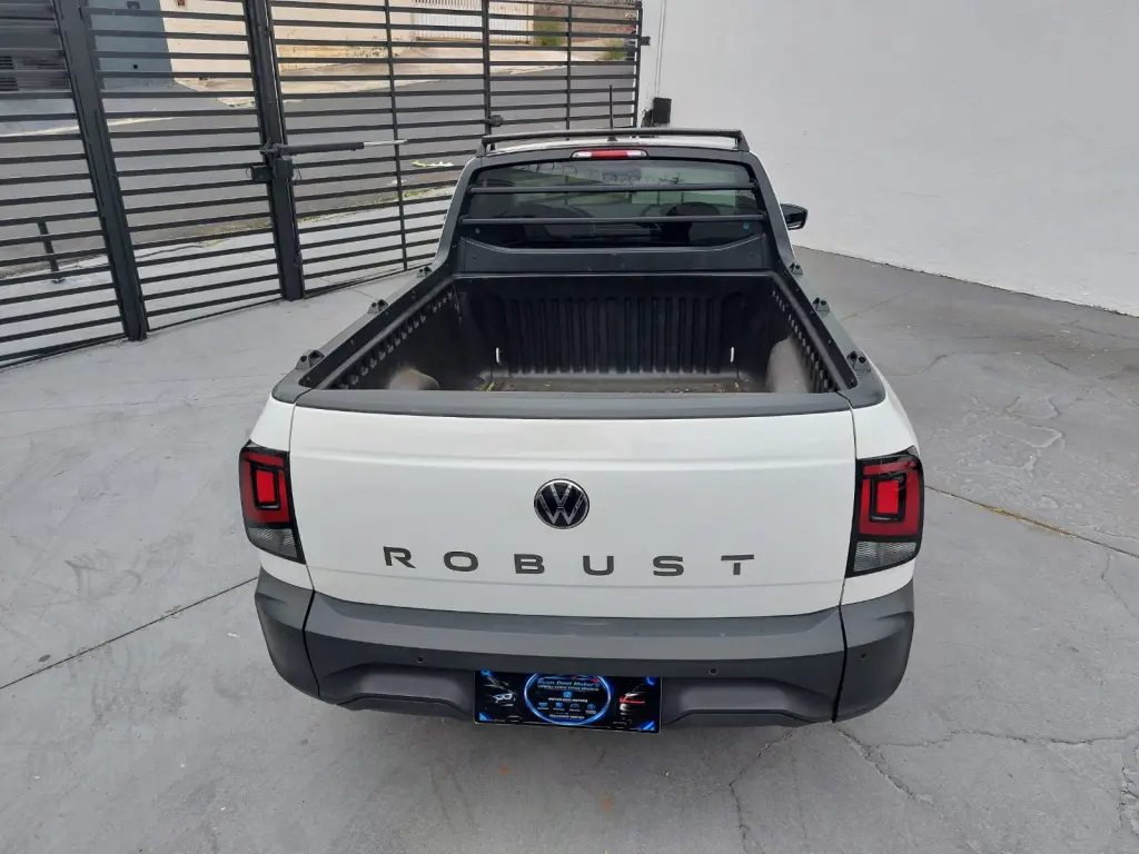 VOLKSWAGEN Saveiro - Foto