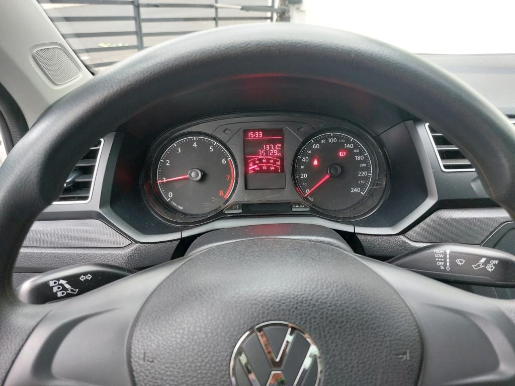 VOLKSWAGEN Saveiro - Foto