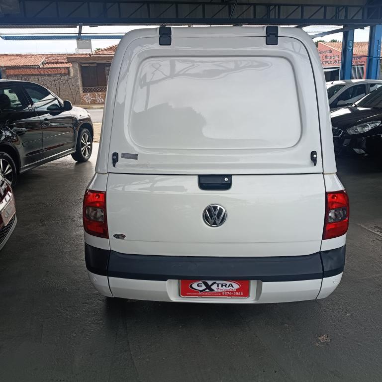 VOLKSWAGEN Saveiro - Foto
