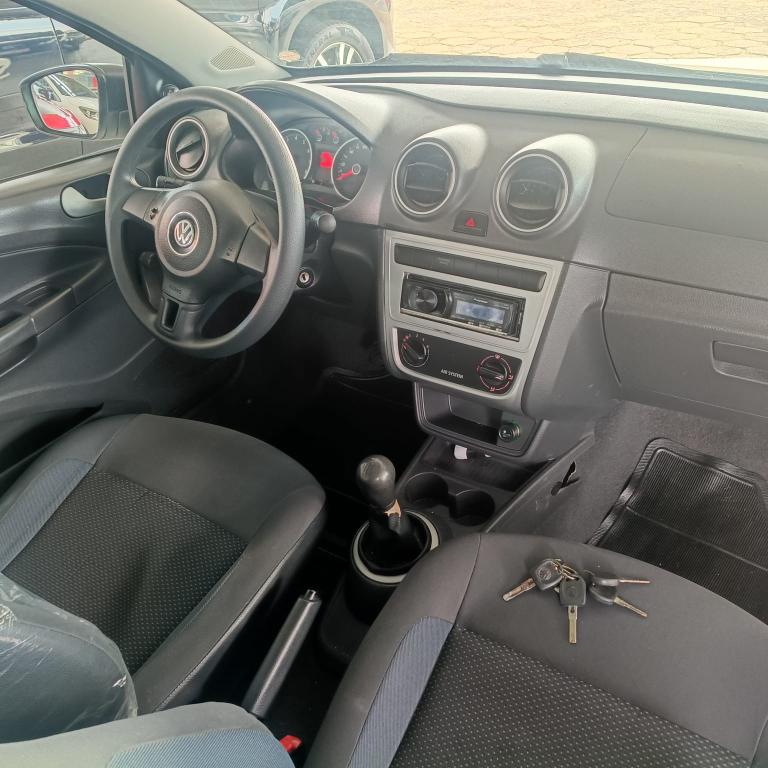 VOLKSWAGEN Saveiro - Foto