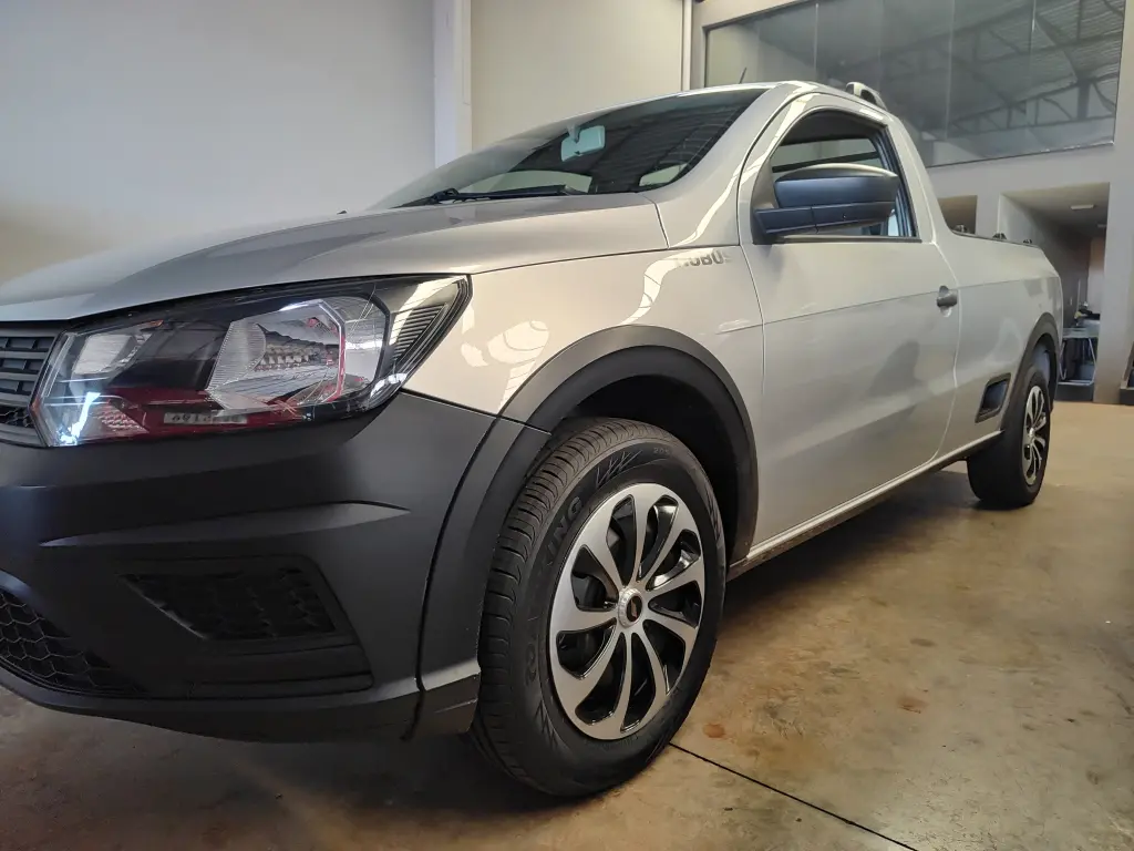 VOLKSWAGEN Saveiro