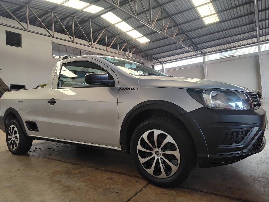 VOLKSWAGEN Saveiro - Foto
