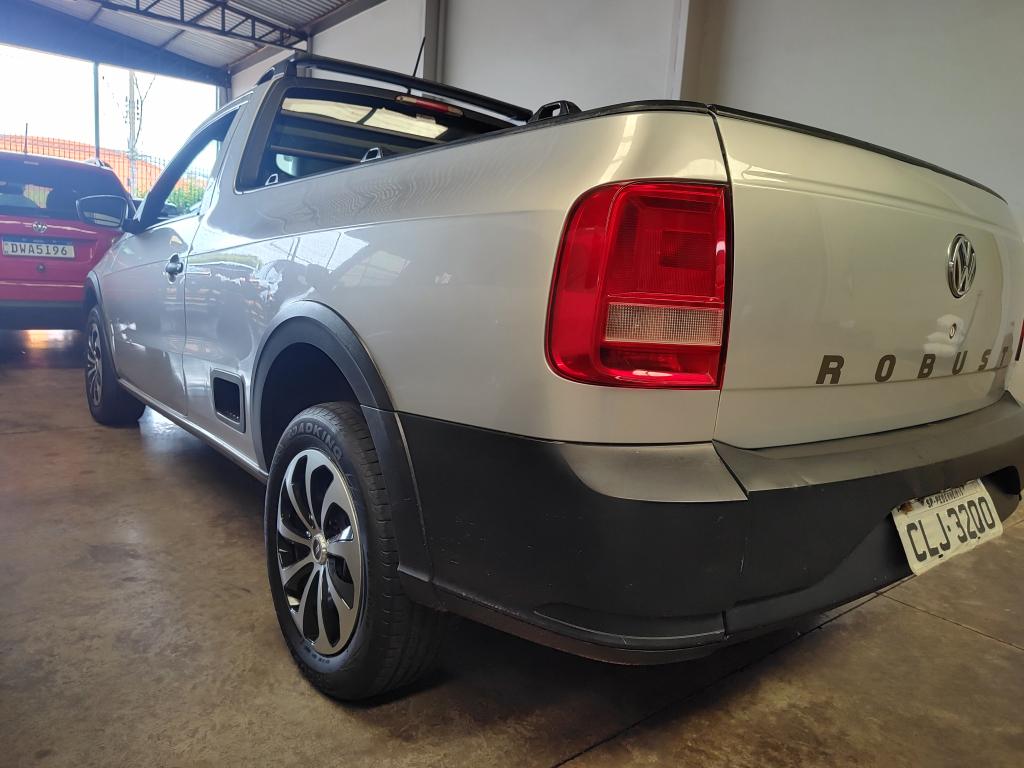 VOLKSWAGEN Saveiro - Foto