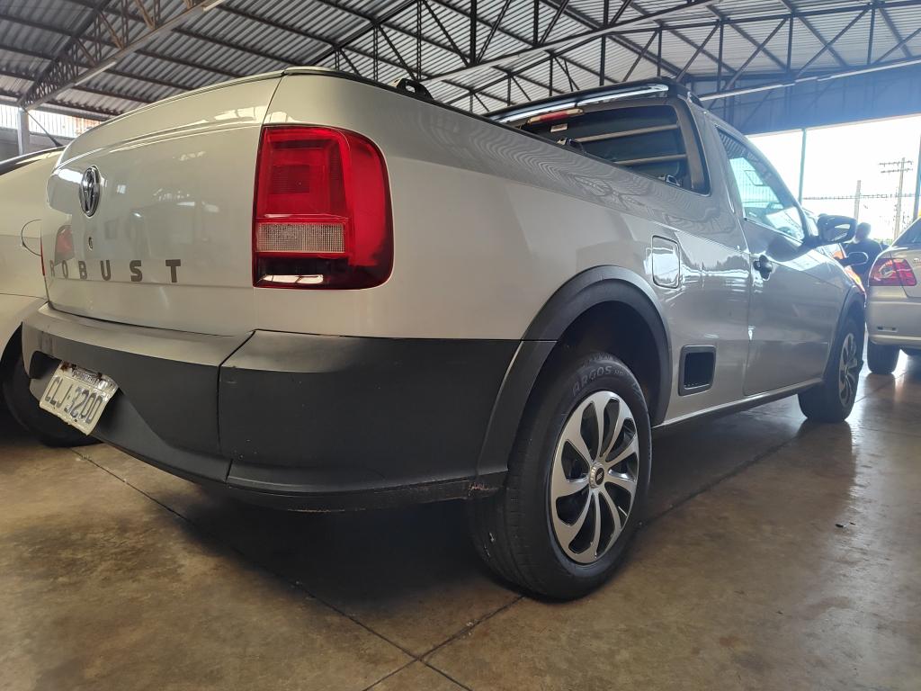VOLKSWAGEN Saveiro - Foto