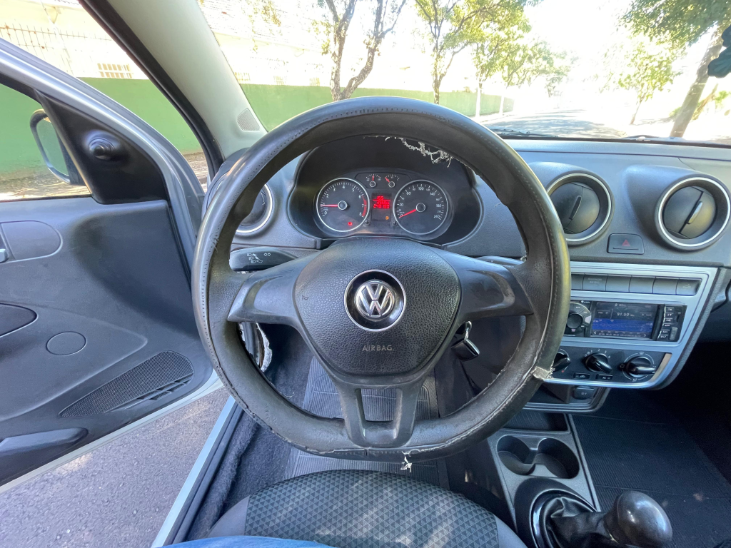 VOLKSWAGEN Saveiro - Foto