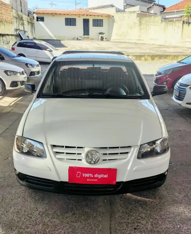 VOLKSWAGEN Saveiro - Foto