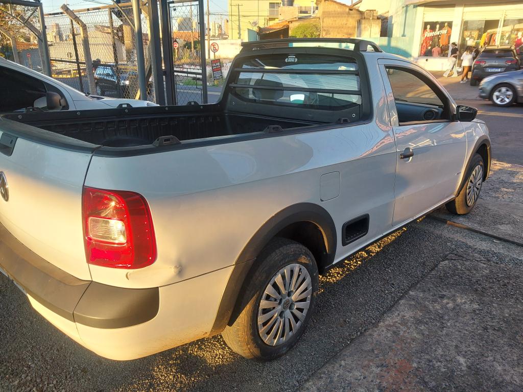 VOLKSWAGEN Saveiro - Foto
