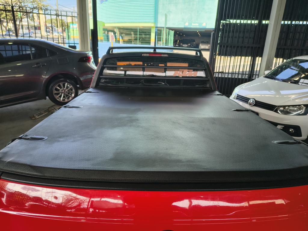 VOLKSWAGEN Saveiro - Foto