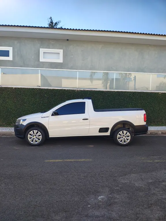 VOLKSWAGEN Saveiro - Foto