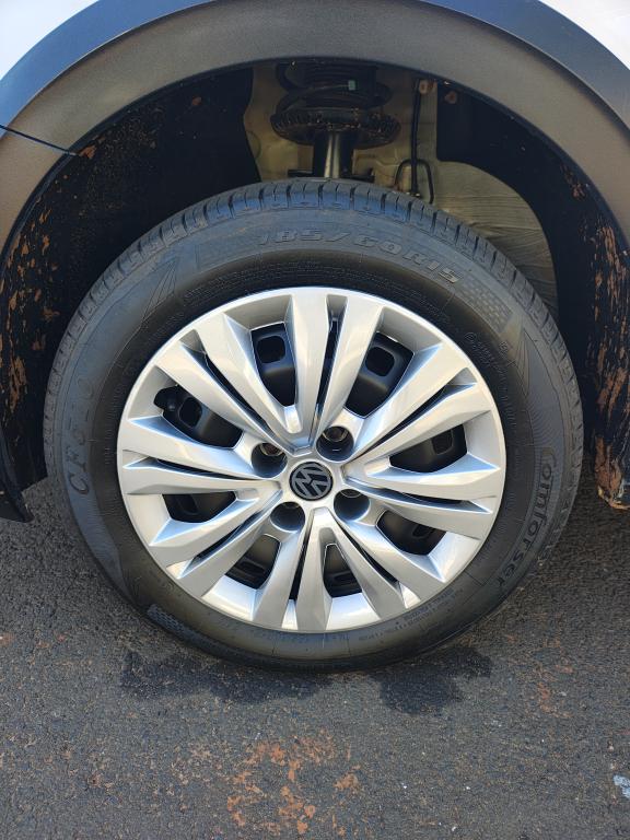 VOLKSWAGEN Saveiro - Foto