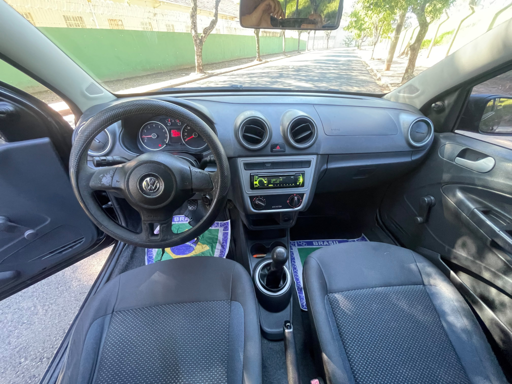 VOLKSWAGEN Saveiro - Foto