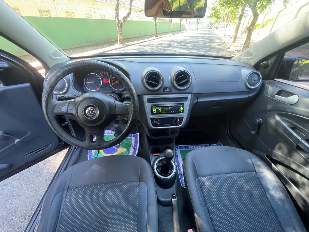 VOLKSWAGEN Saveiro - Foto